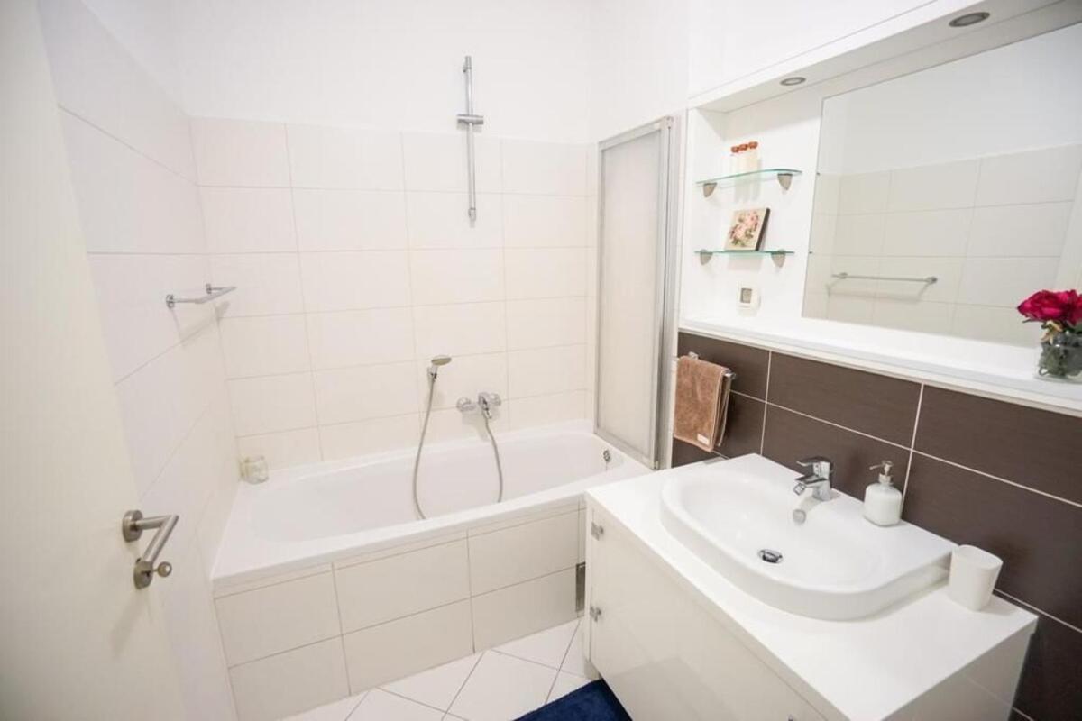 Apartment Zara White Dış mekan fotoğraf